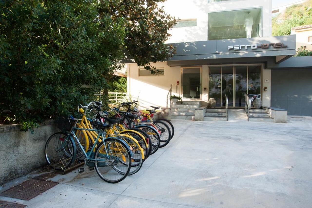 Ferrohotel Modica Exterior photo