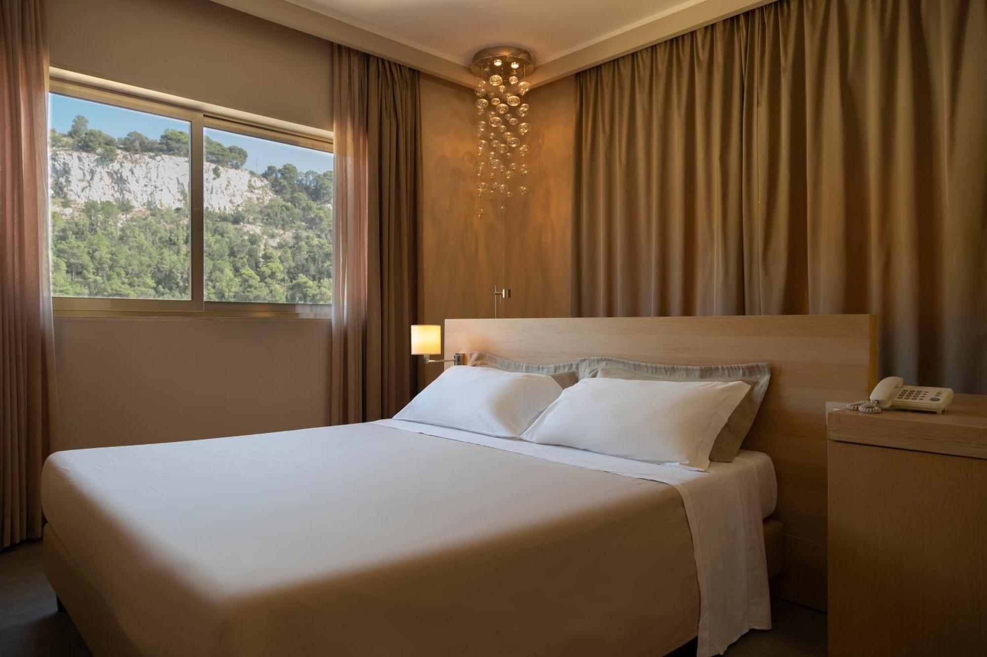 Ferrohotel Modica Exterior photo